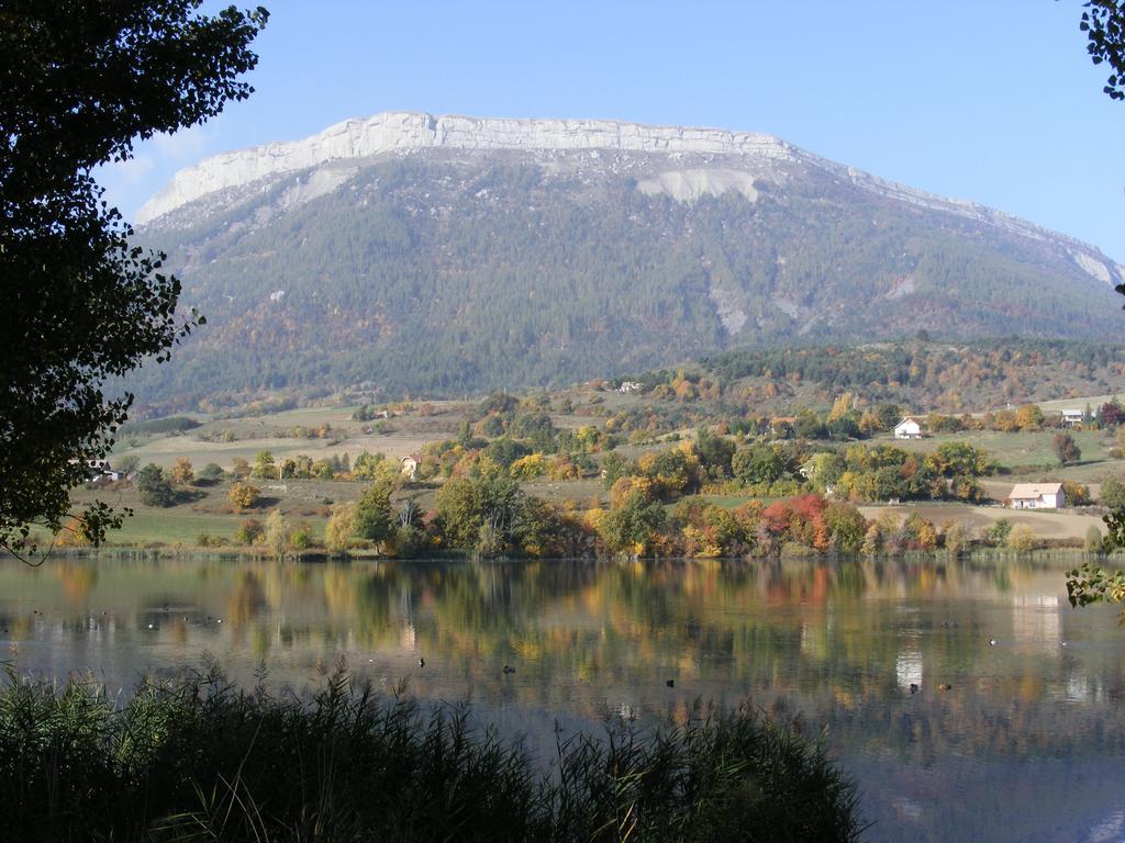 Camping La Motte Flottante La Freissinouse Bagian luar foto