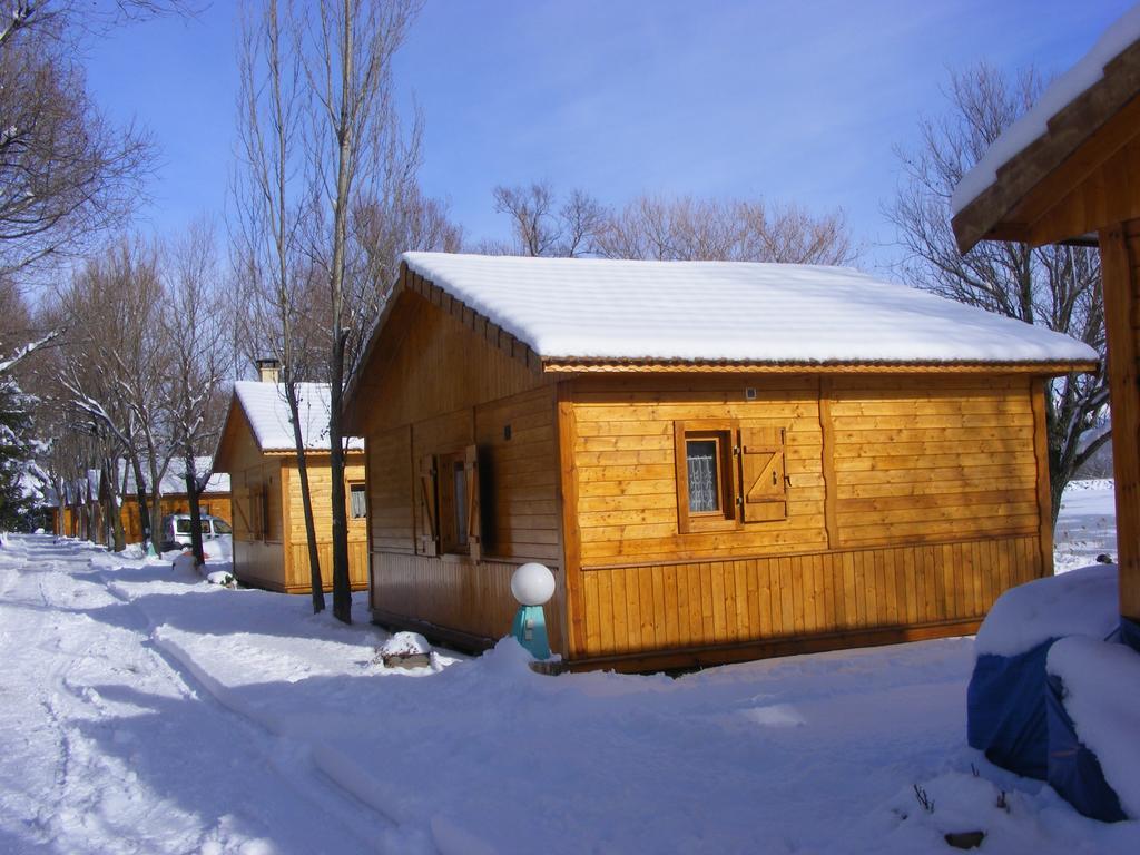 Camping La Motte Flottante La Freissinouse Bagian luar foto
